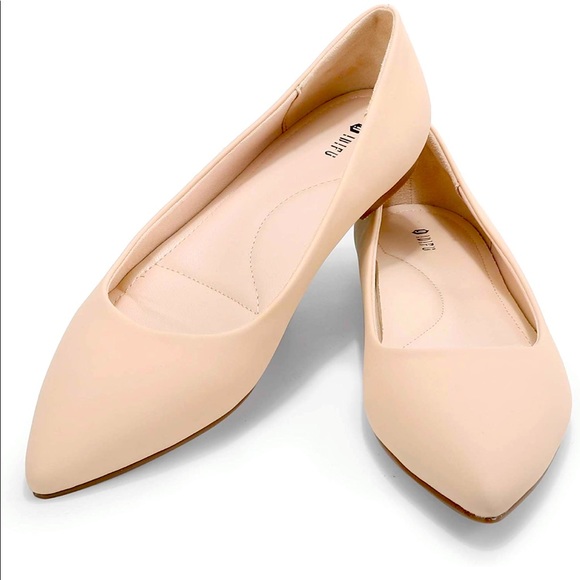 Idifu Shoes - New In Box~ Idifu,  Demi flats, pinkish beige.